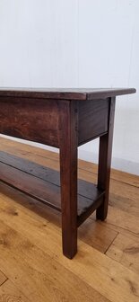 Oude mooie sidetable / wandtafel eiken