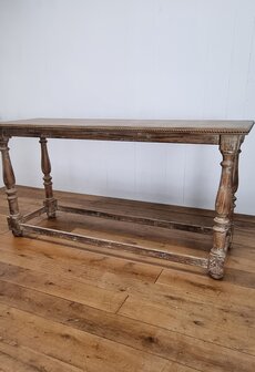 Franse Wandtafel met Baluster poten