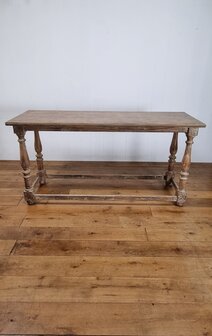 Franse Wandtafel met Baluster poten