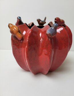 decoratieve aardewerk pot rood met vogels